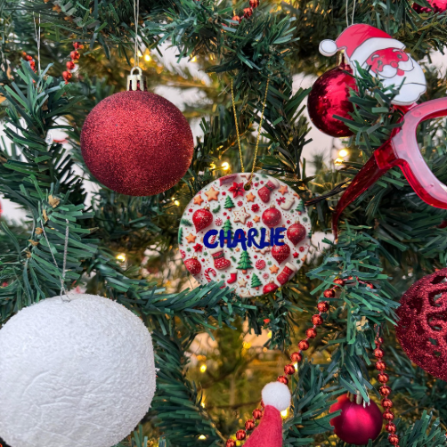 Round ceramic ornaments